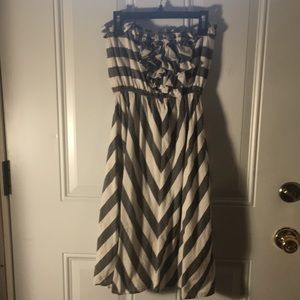 Judith March sleeveless tube like topped grey & white striped dress size Small